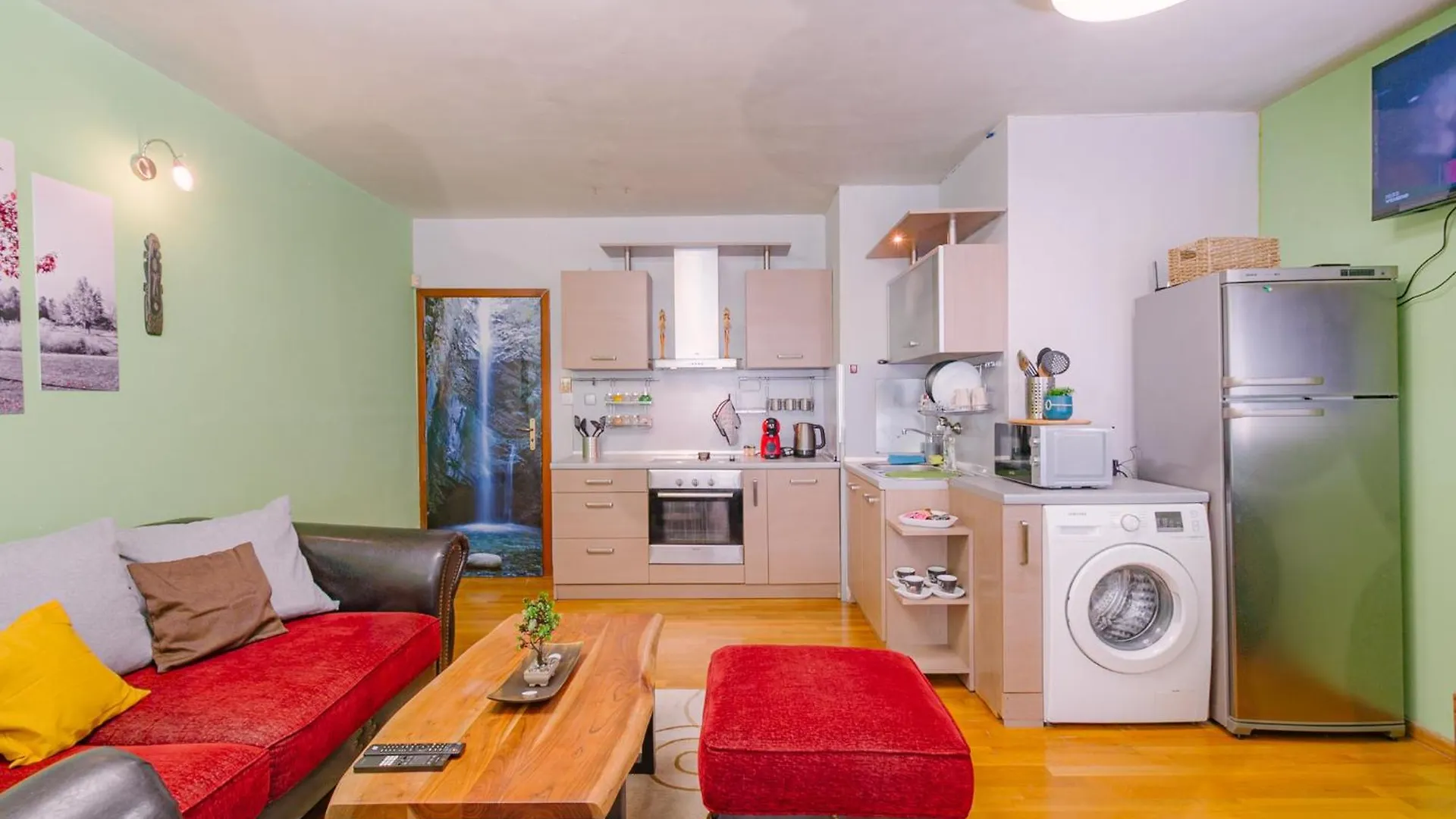 Top Center Spacious Apartment With Ac And Free Underground Parking Sofie Bulharsko