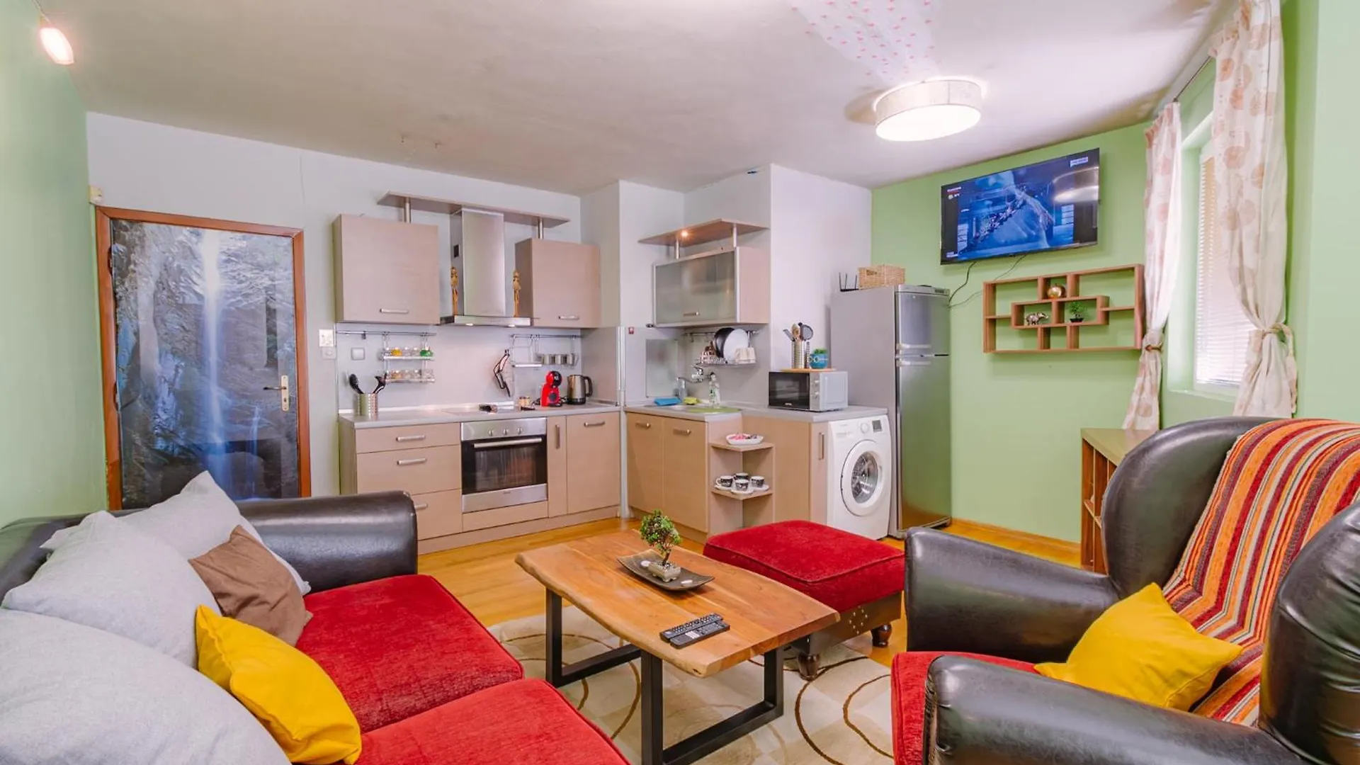 Top Center Spacious Apartment With Ac And Free Underground Parking Sofie 0*,  Bulharsko