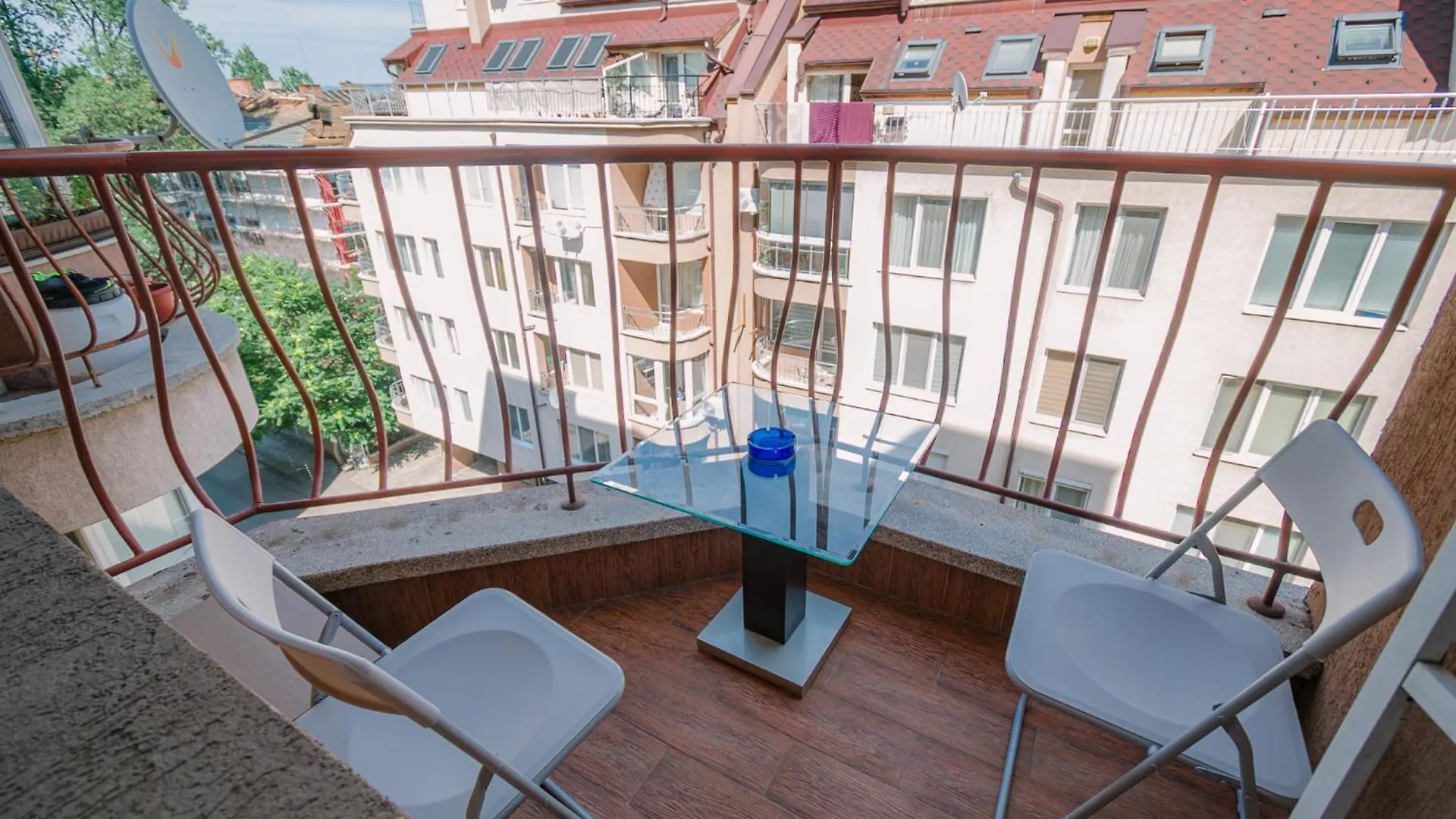 Top Center Spacious Apartment With Ac And Free Underground Parking Sofie Bulharsko