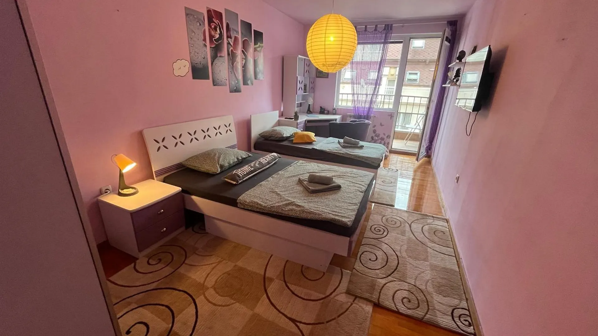 Top Center Spacious Apartment With Ac And Free Underground Parking Sofie